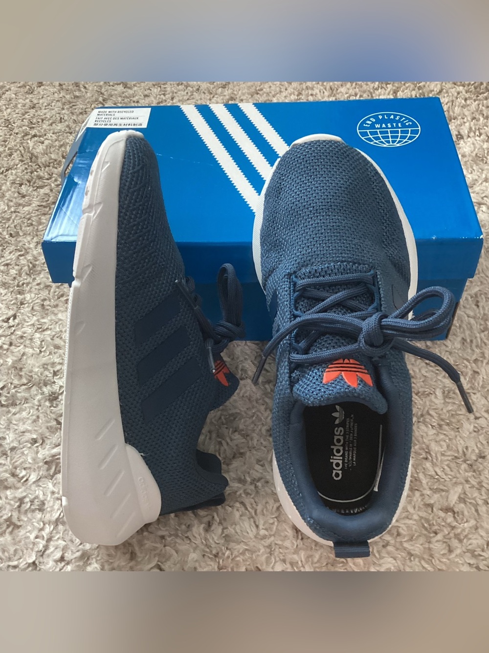New in box-Adidas Swift Run 22 Shoes For Boys Size 1